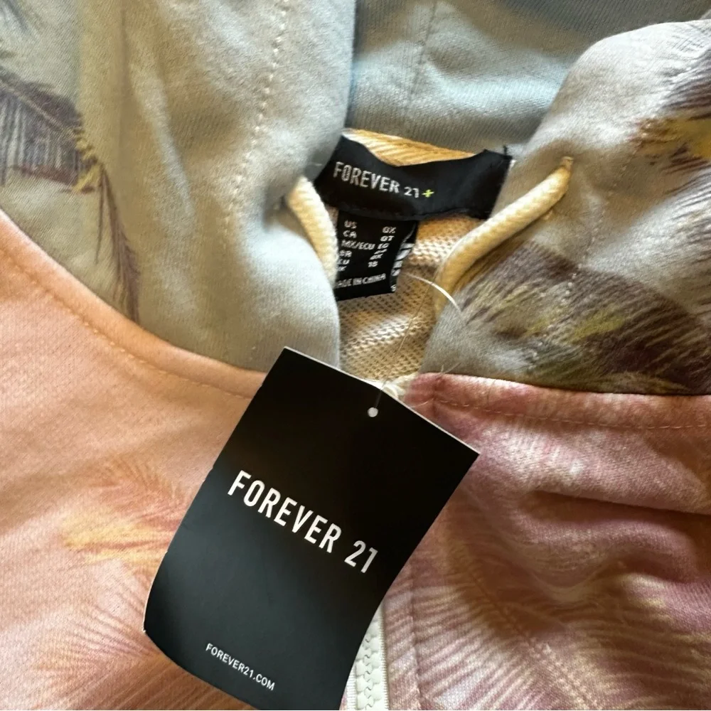 NWT FOREVER 21 XL Palm Tree Print Hoodies Matching Set Halloween Cruise - Picture 8 of 9